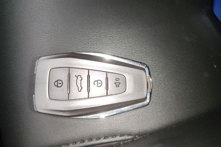 GEELY Coolray 2021 car image #9