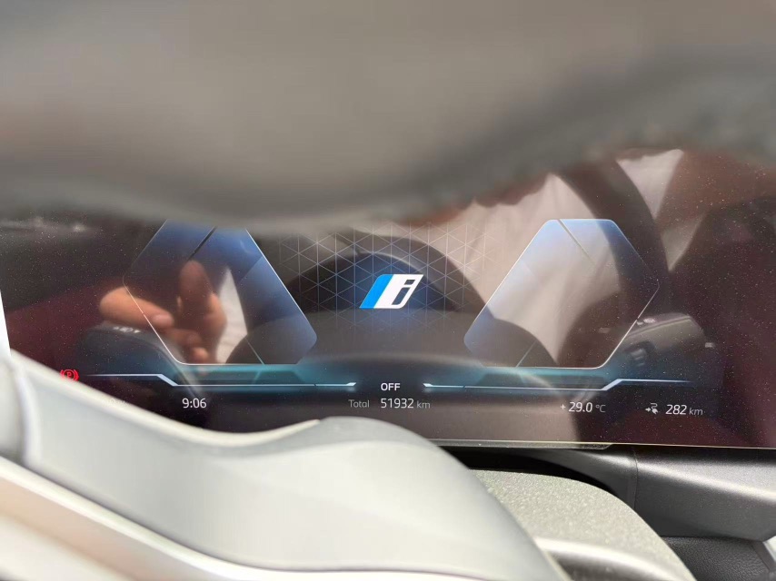 BMW i3 2023 car image #8