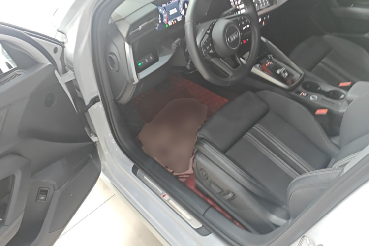 Audi A3 2022 car image #16