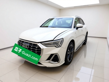 Audi Q3 2019 car image 