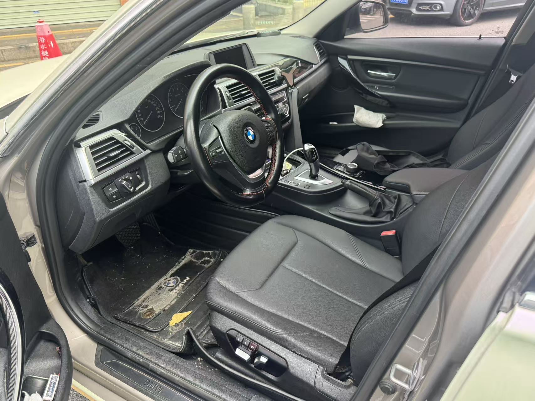 BMW 3 Series 2017 car image #6