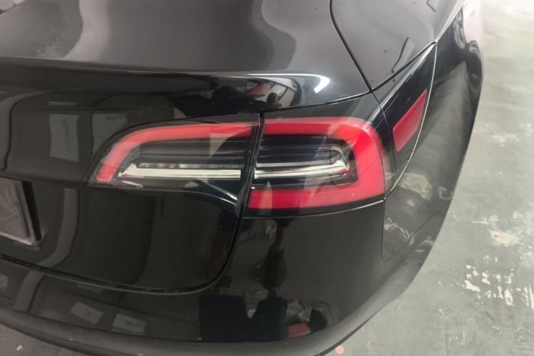 Tesla Model 3 2021 car image #8