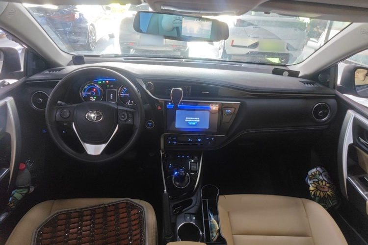 Toyota Corolla 2018 immagine di auto #10