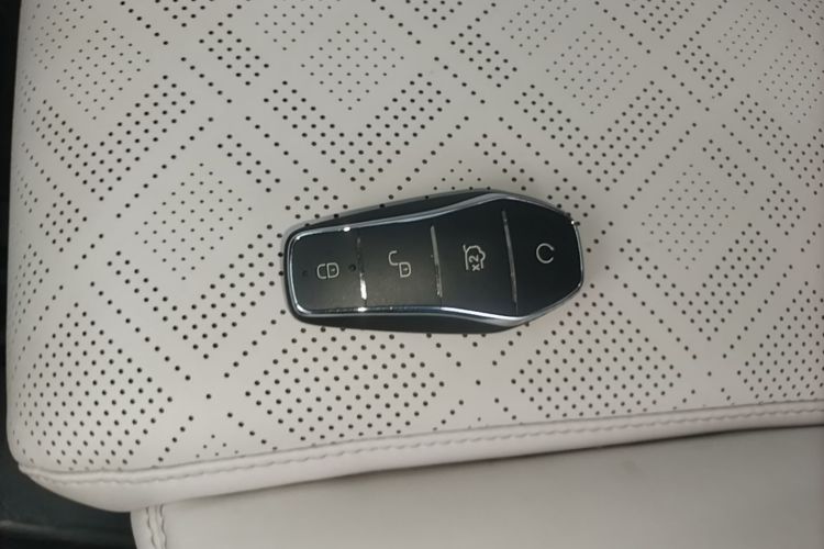 BYD YuanUP 2024 изображение автомобиля #9