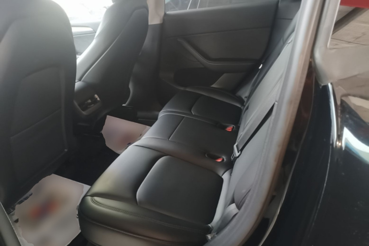Tesla Model Y 2023 #17 Tesla Model Y 2023 immagine di auto #17