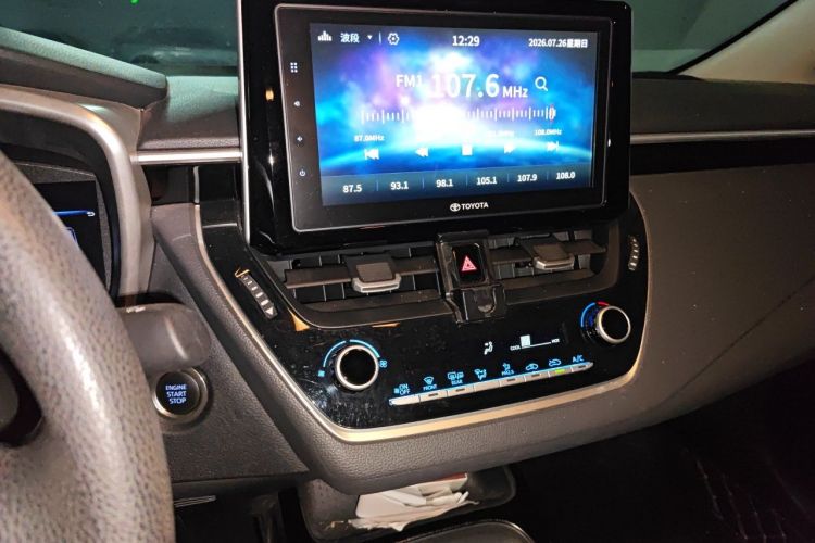 Toyota Corolla 2019 #13 Toyota Corolla 2019 car image #13