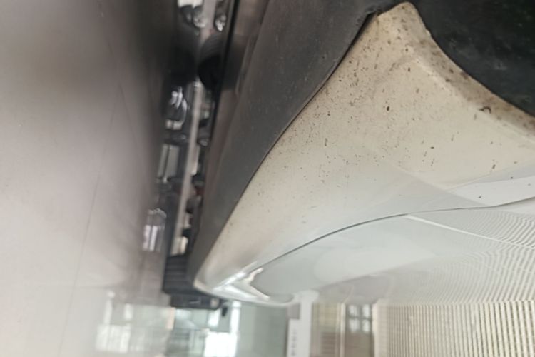 Tesla Model 3 2023 car image #27