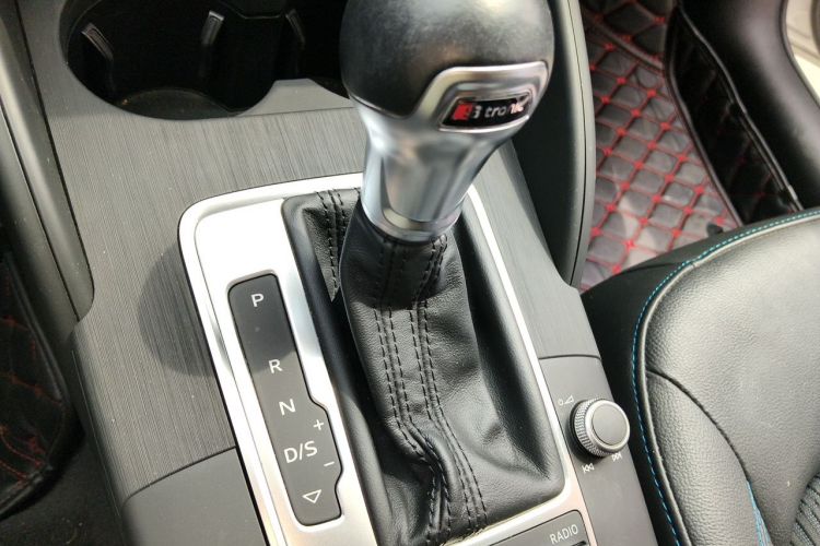 Audi A3 2020 car image #14