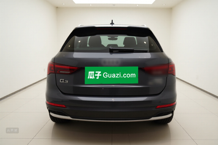 Audi Q3 2022 car image #6