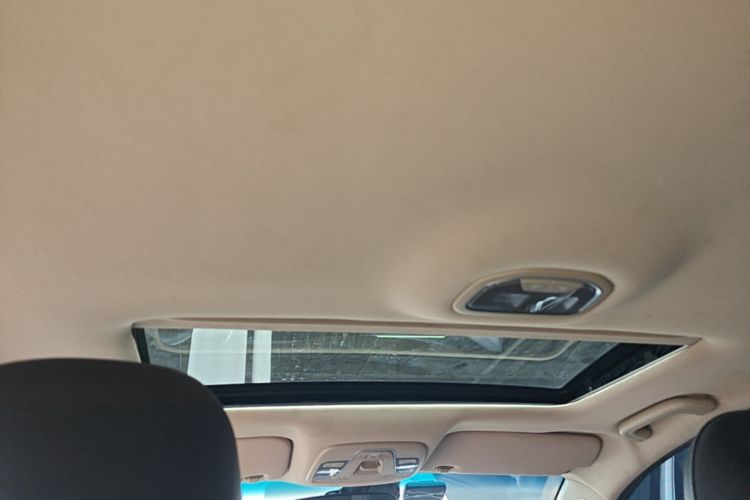 GEELY Emgrand 2018 #18 GEELY Emgrand 2018 صورة سيارة #18