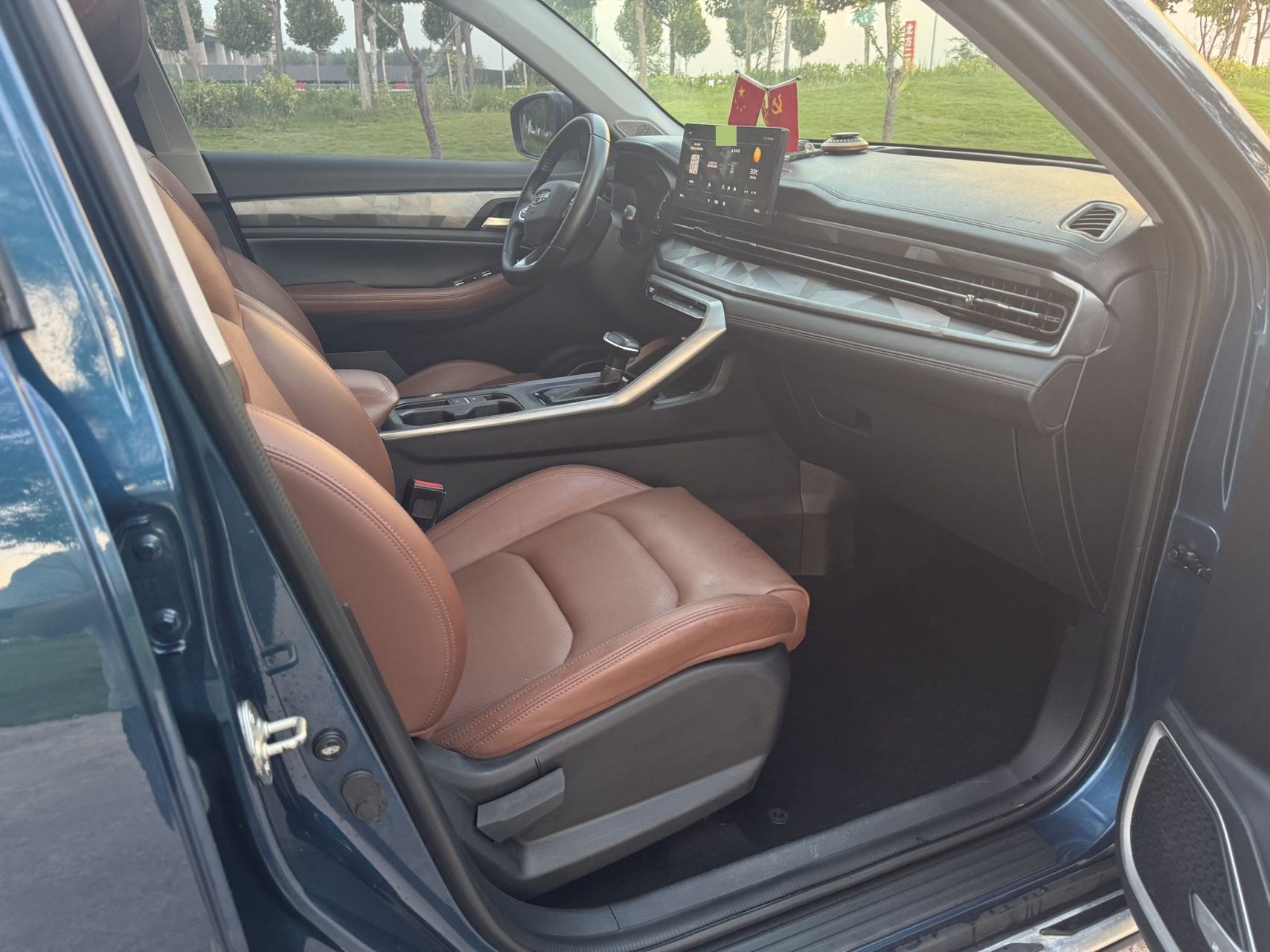 GEELY Vision X6 2022 car image #13