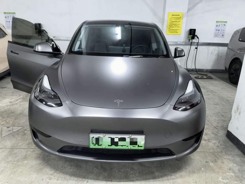Tesla Model Y 2023 #2 Tesla Model Y 2023 car image #2