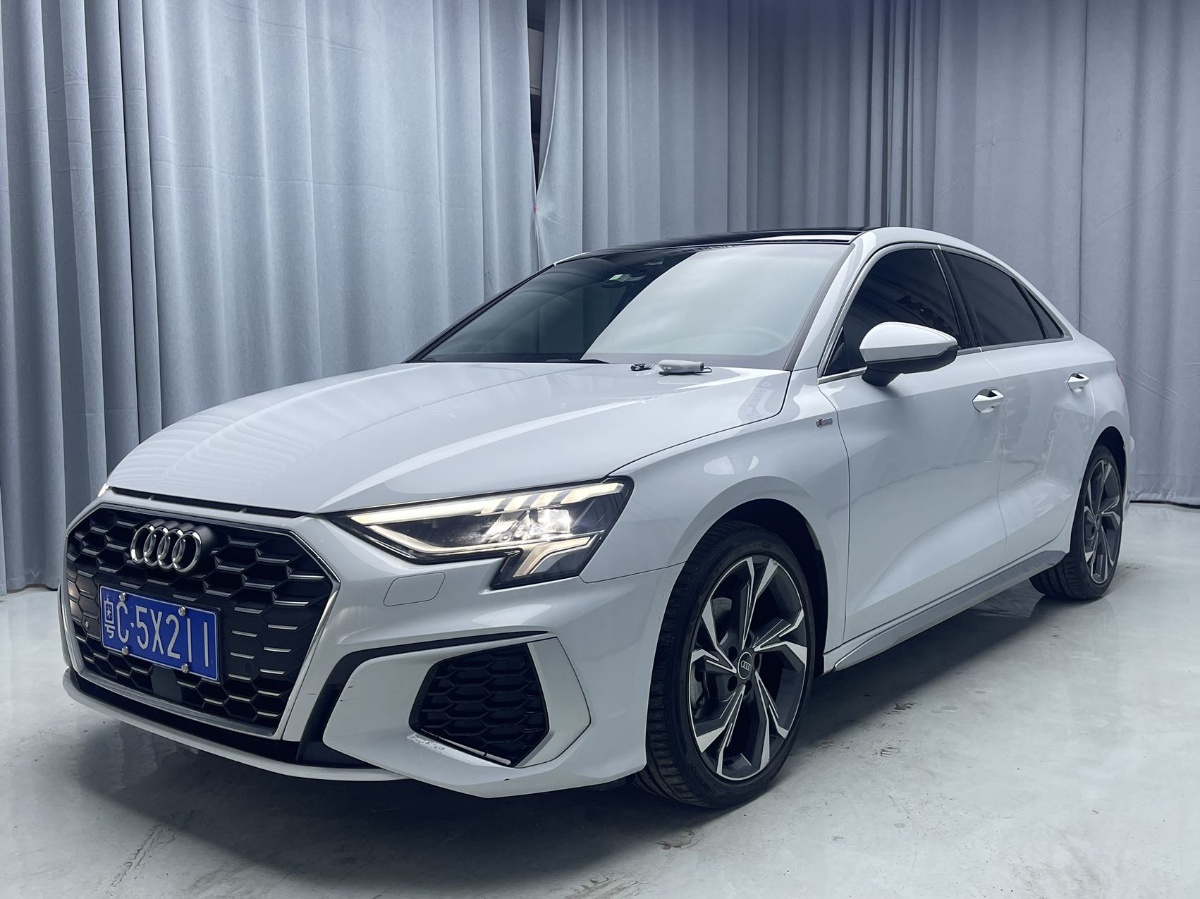 Audi A3 2022 Audi A3 2022 immagine di auto