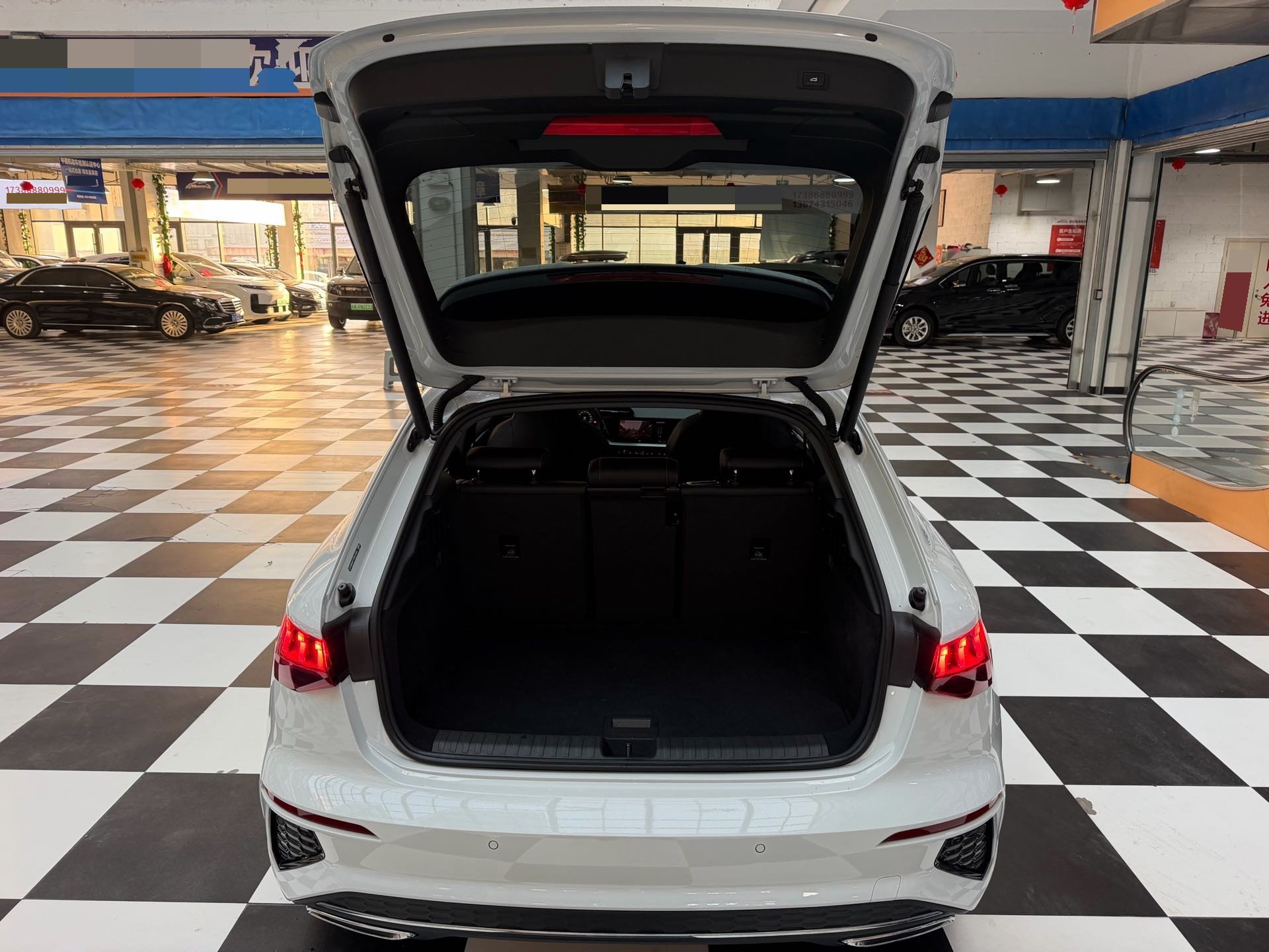 2023 car image #14