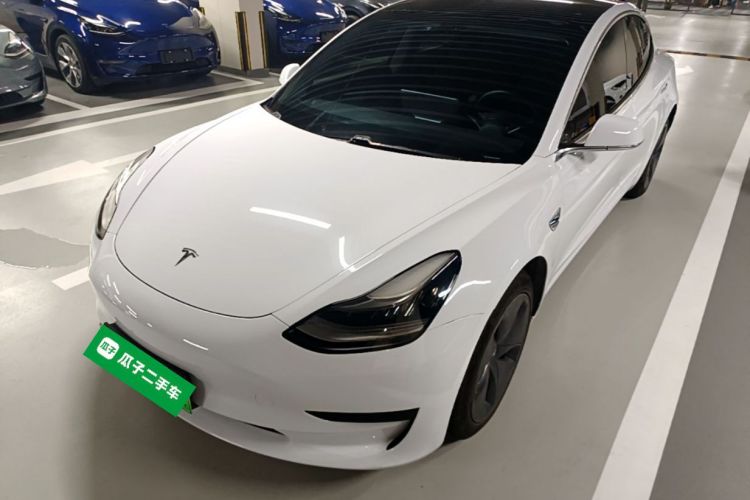 Tesla Model 3 2020 car image #2