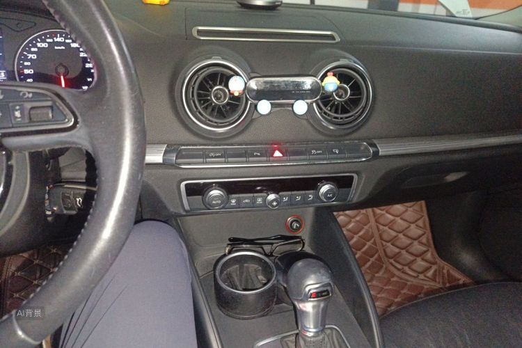 Audi A3 2015 car image #15