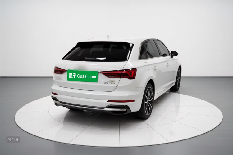 Audi Q3 2021 car image #6