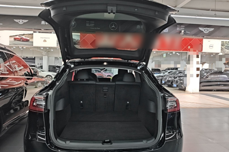Tesla Model Y 2022 #19 Tesla Model Y 2022 car image #19
