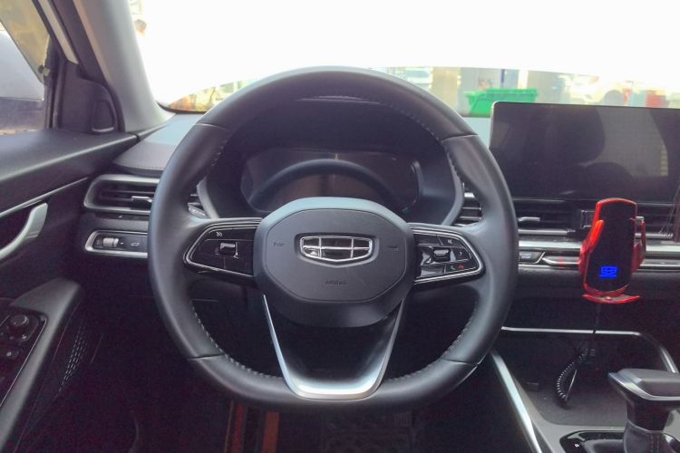 GEELY Emgrand 2022 immagine di auto #11