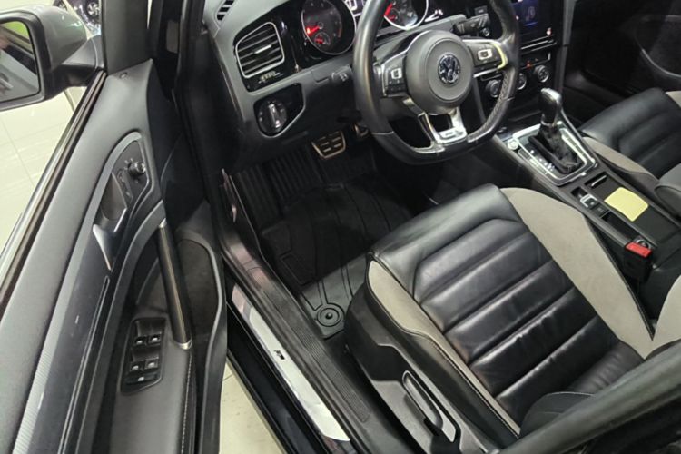 Volkswagen Golf 2019 #16 Volkswagen Golf 2019 car image #16