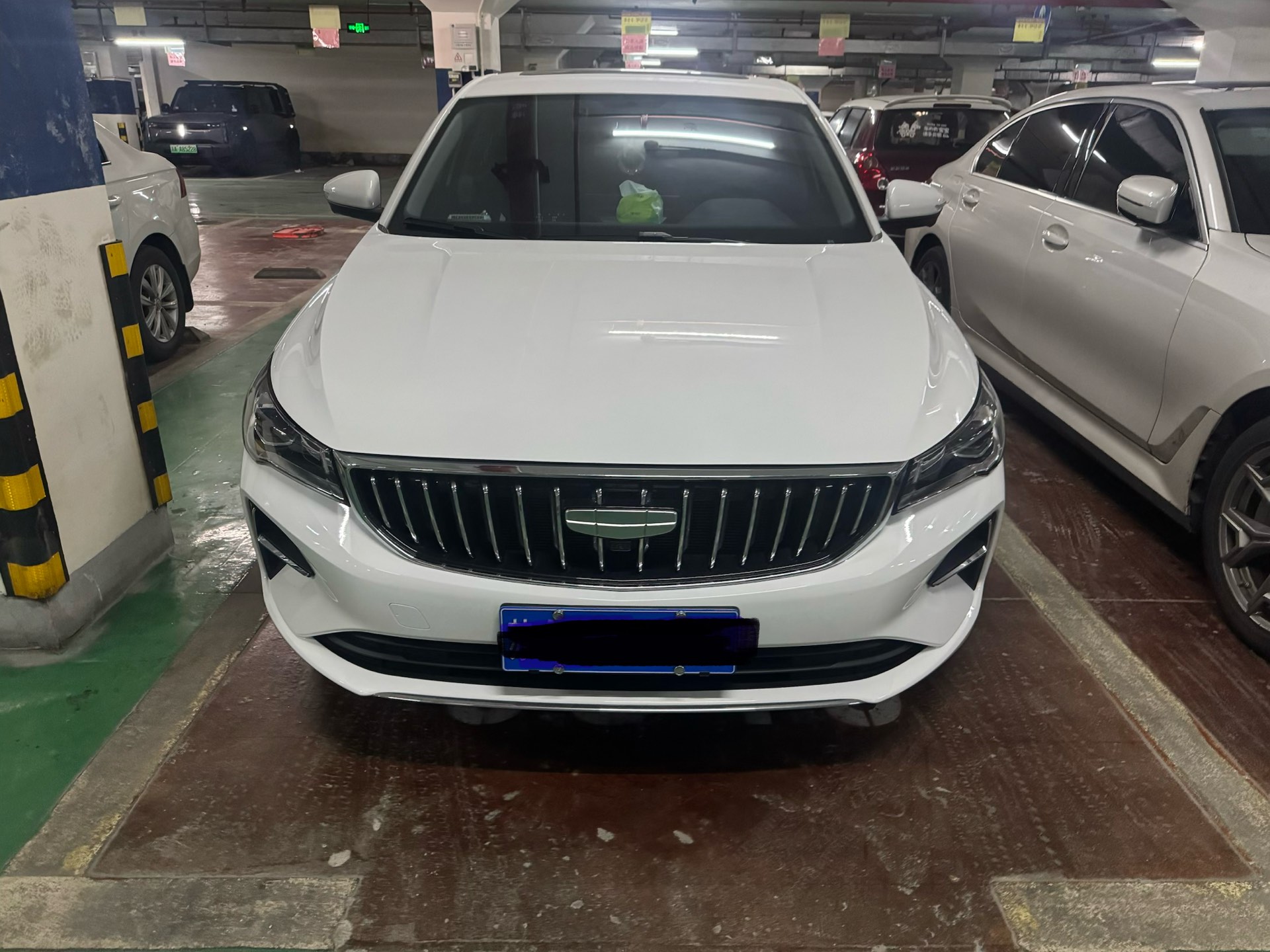 GEELY Emgrand 2025 car image #2