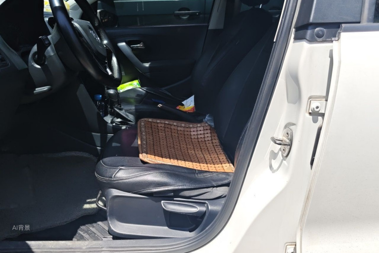 Volkswagen Polo 2017 #17 Volkswagen Polo 2017 car image #17