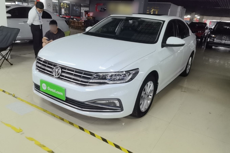 Volkswagen Bora 2019 car image #2