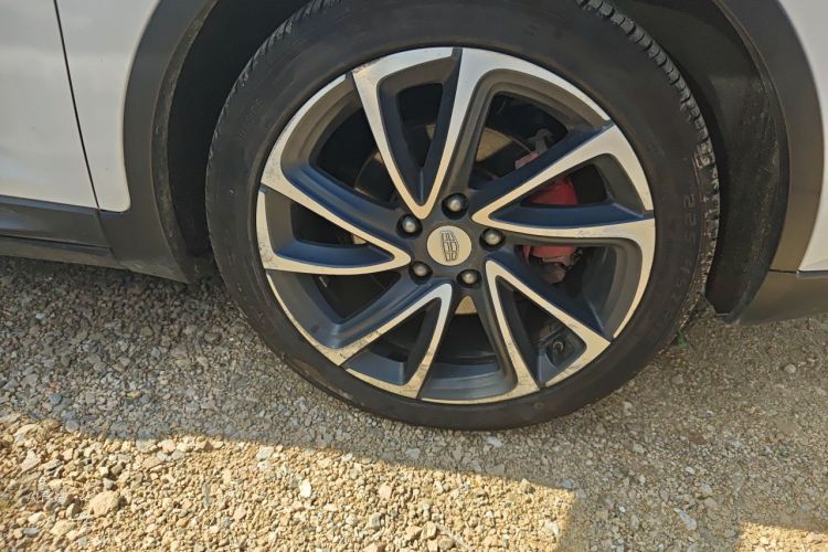 GEELY Emgrand GS 2017 car image #9