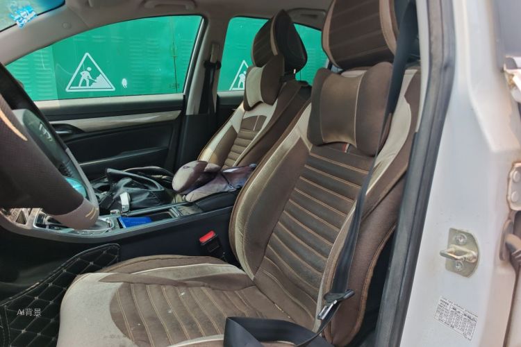 GEELY Emgrand 2020 car image #17
