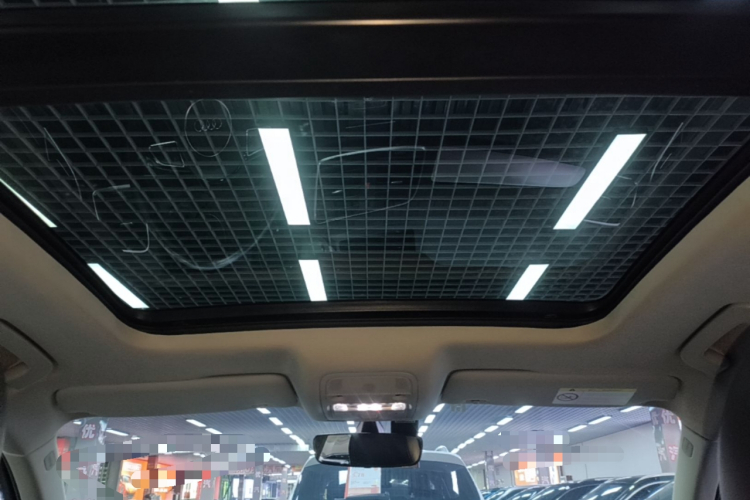 Audi Q3 2017 #18 Audi Q3 2017 car image #18