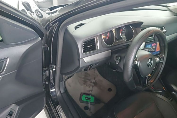 Volkswagen Lavida 2018 car image #16