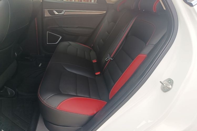 GEELY Emgrand GS 2020 car image #17