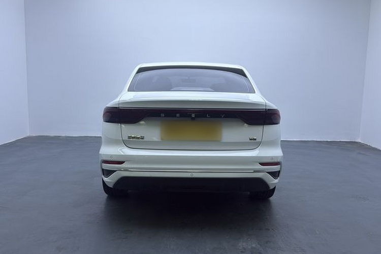 GEELY Emgrand 2023 car image #8