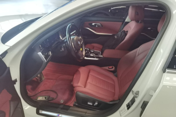 BMW 3 Series 2021 #15 BMW 3 Series 2021 immagine di auto #15