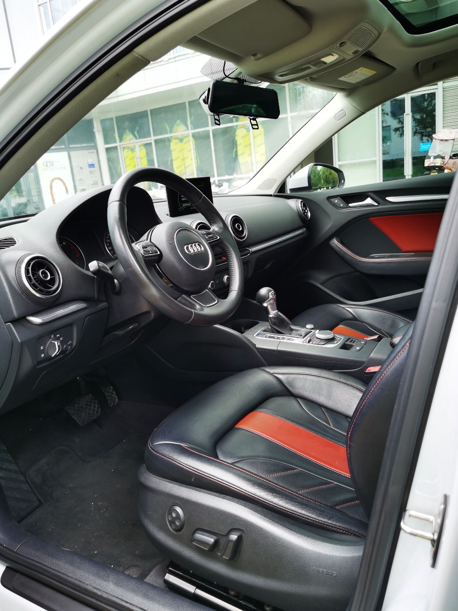 Audi A3 2017 car image #11