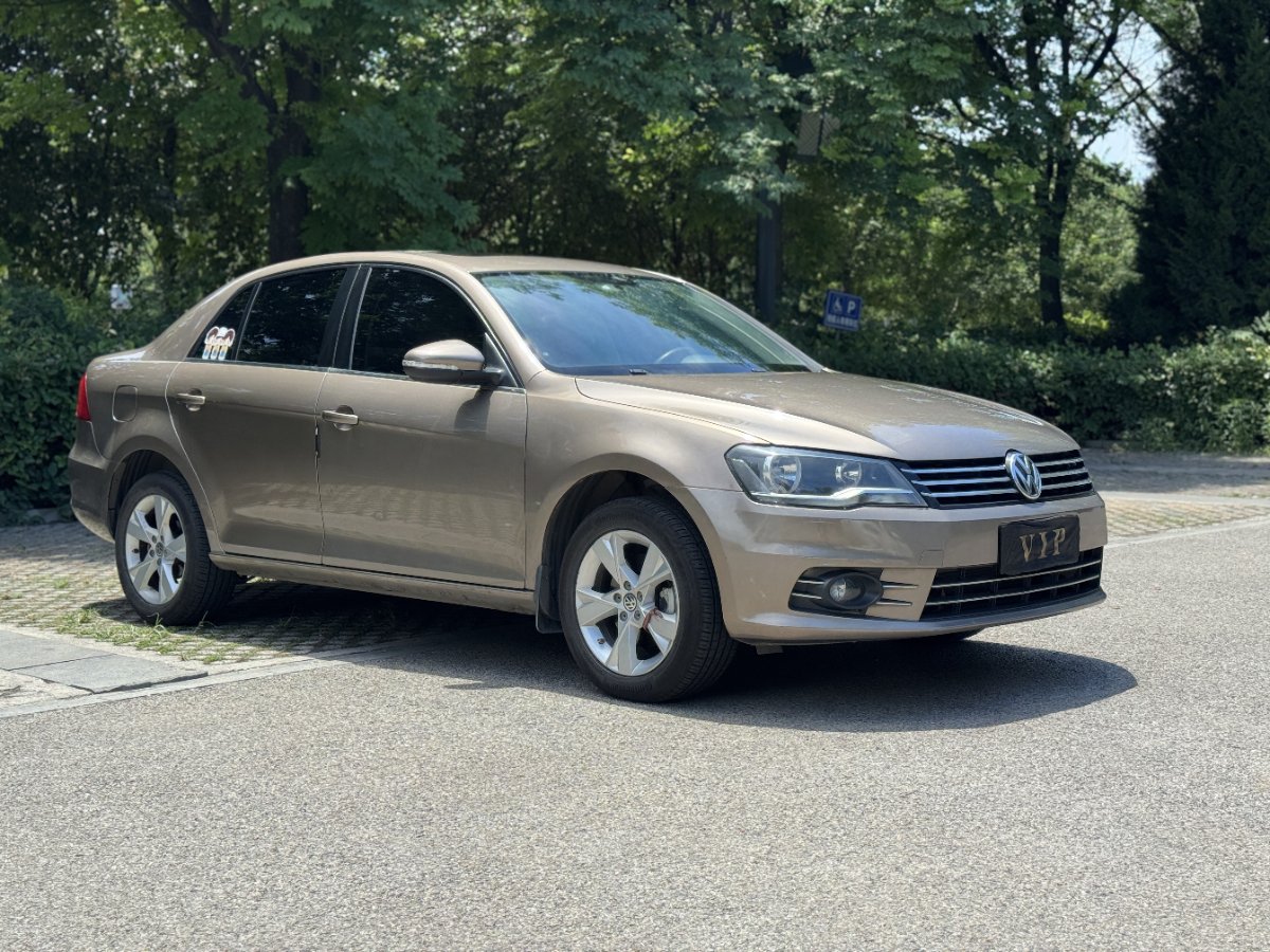 Volkswagen Bora 2015 car image #3