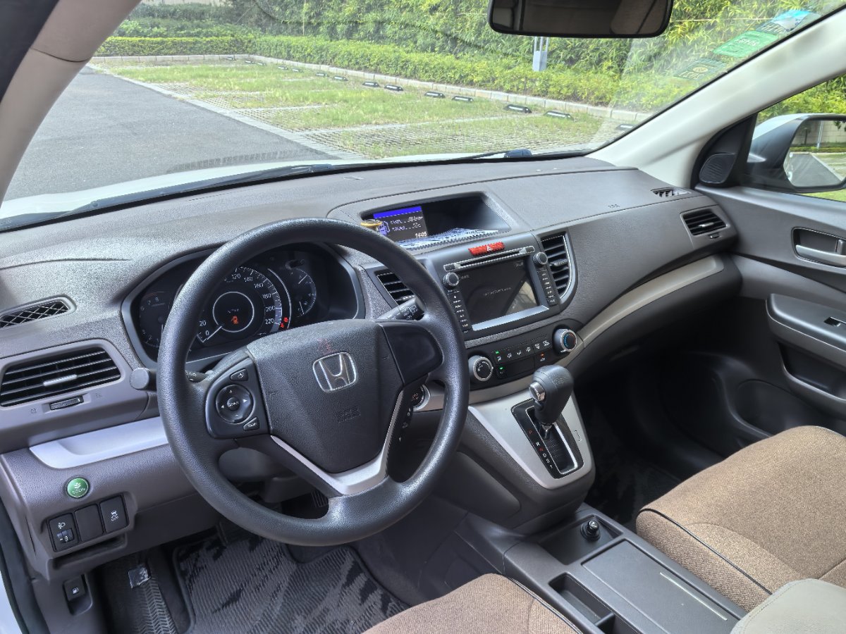 Honda CR-V 2014 #8 Honda CR-V 2014 car image #8