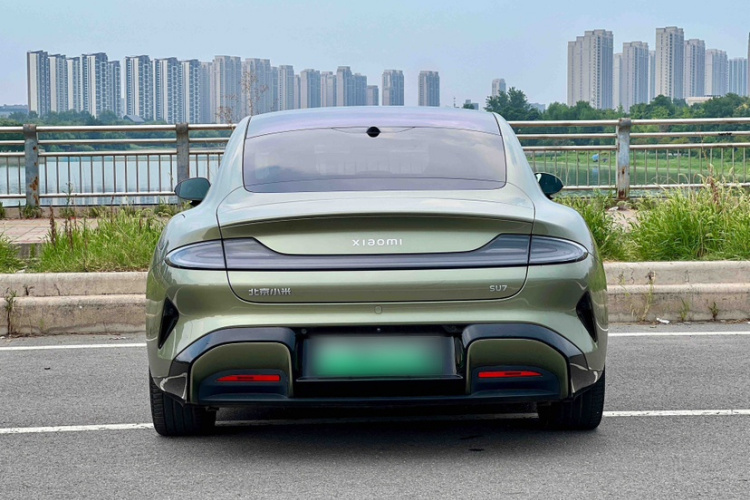 MI SU7 2024 car image #6