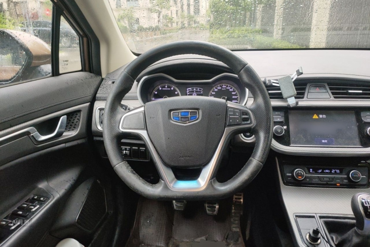 GEELY Emgrand GS 2016 car image #12