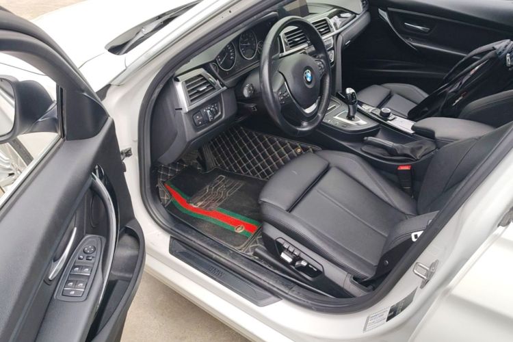 BMW 3 Series 2018 #16 BMW 3 Series 2018 car image #16