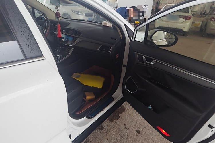GEELY Emgrand GS 2018 #25 GEELY Emgrand GS 2018 car image #25