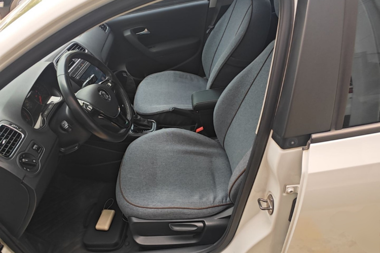 Volkswagen Polo 2018 #19 Volkswagen Polo 2018 car image #19