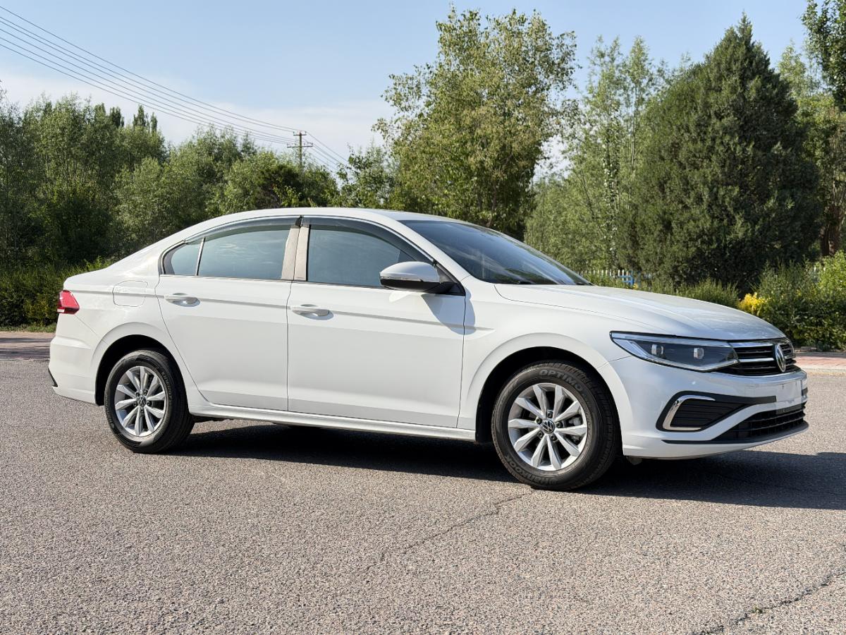 Volkswagen Bora 2023 car image #3