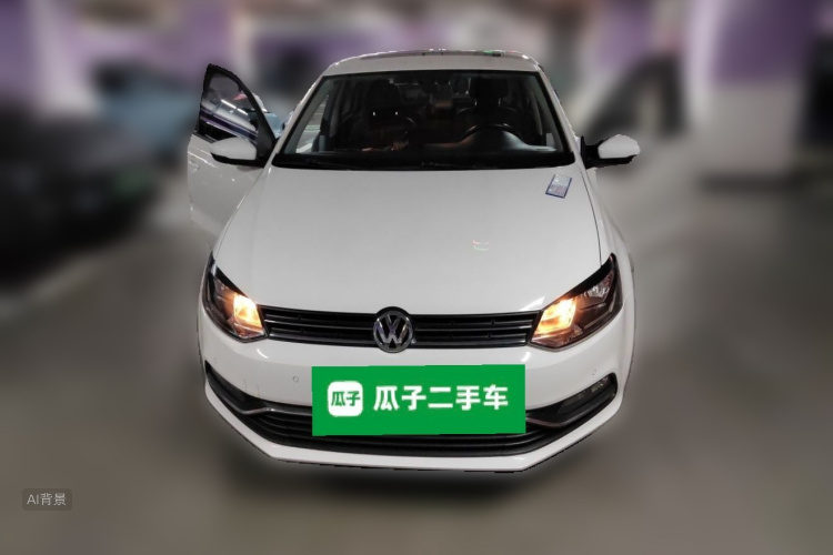 Volkswagen Polo 2017 car image #3