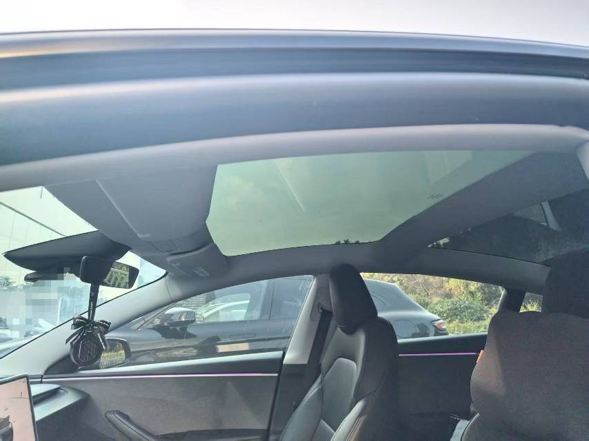 Tesla Model 3 2024 صورة سيارة #14