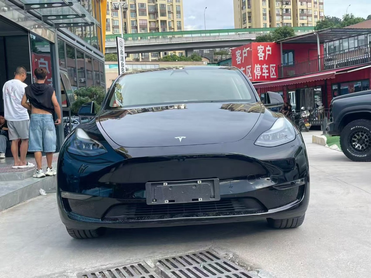 Tesla Model Y 2022 #3 Tesla Model Y 2022 car image #3