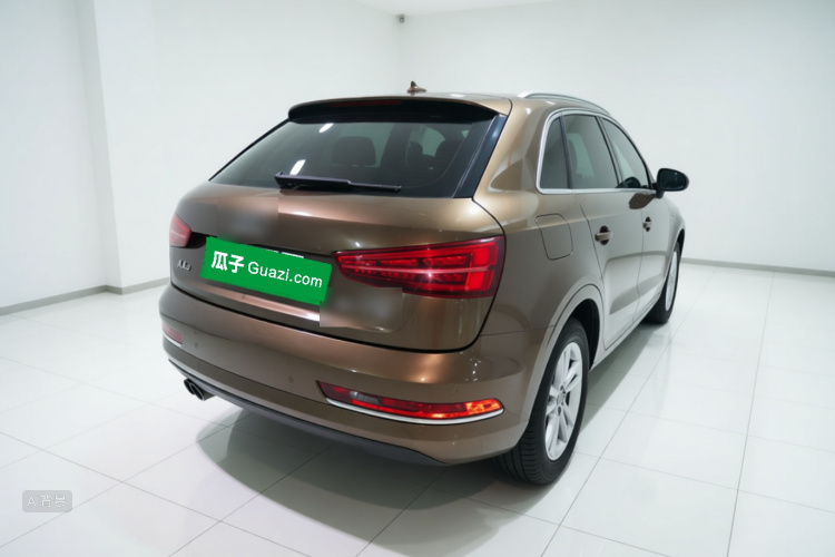 Audi Q3 2016 car image #7