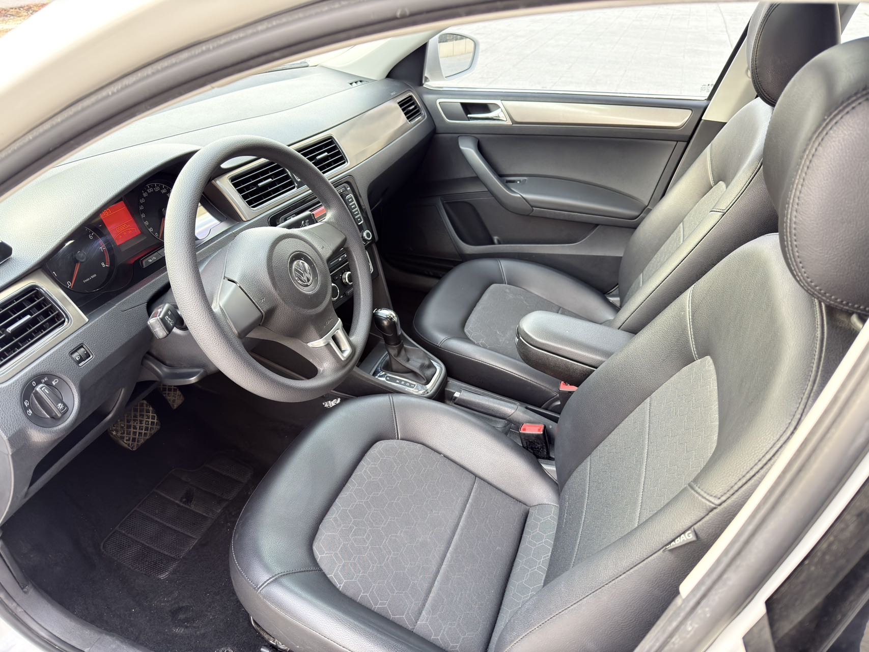 2016 #7 2016 car image #7