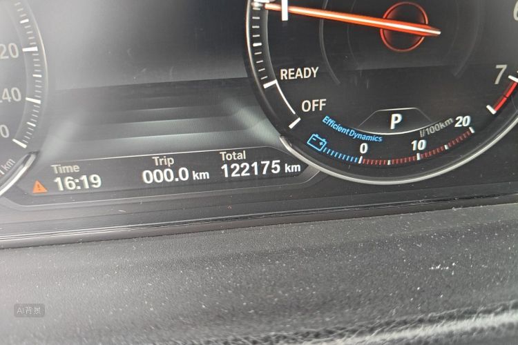 BMW 3 Series 2018 #14 BMW 3 Series 2018 car image #14