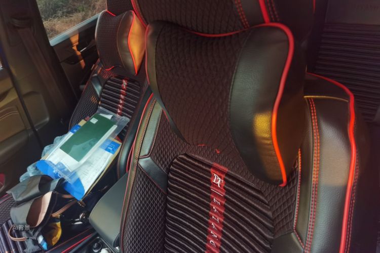 Volkswagen Golf 2021 car image #17